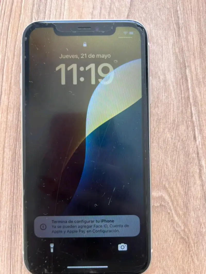 IPhone 11, como nuevo sin detalles - 5