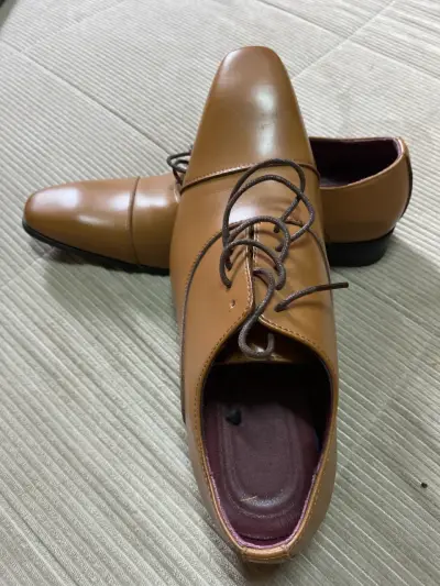 Zapatos formales café para hombre - miniatura 3