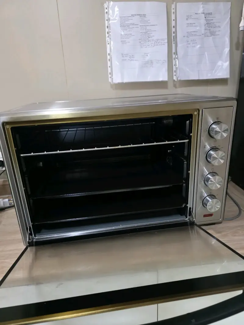 Horno eléctrico Ultracomb plateado - 2
