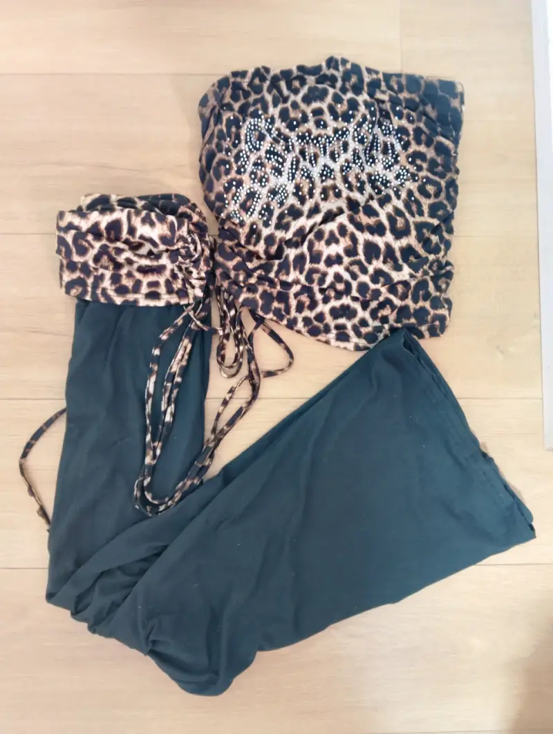 Conjunto mujer estampado leopardo