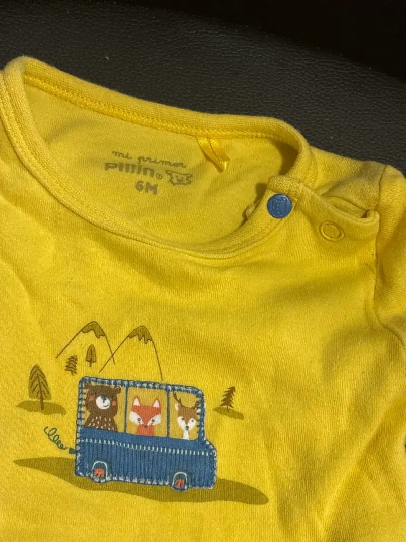 Body amarillo con diseño infantil - 1