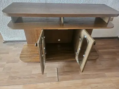 Mueble para TV con ruedas - miniatura 4