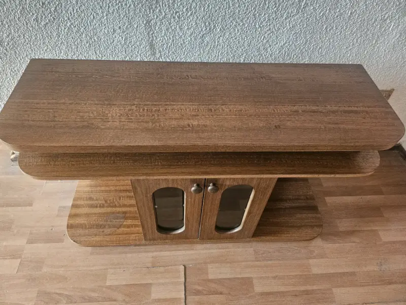 Mueble para TV con ruedas - 5