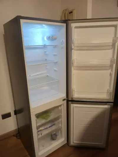 Refrigerador Libero acero inoxidable - miniatura 3