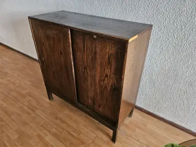 Mueble de madera vintage - miniatura 2