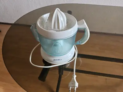 Exprimidor eléctrico Somela - miniatura 1
