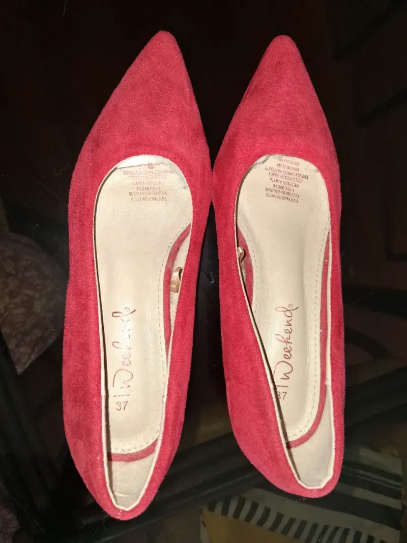 Zapatos rojos de tacón bajo - 1
