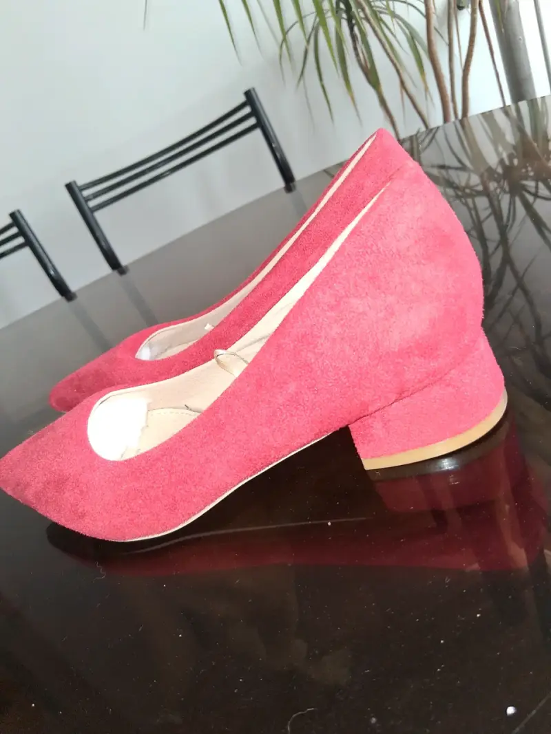 Zapatos rojos de tacón bajo - 2