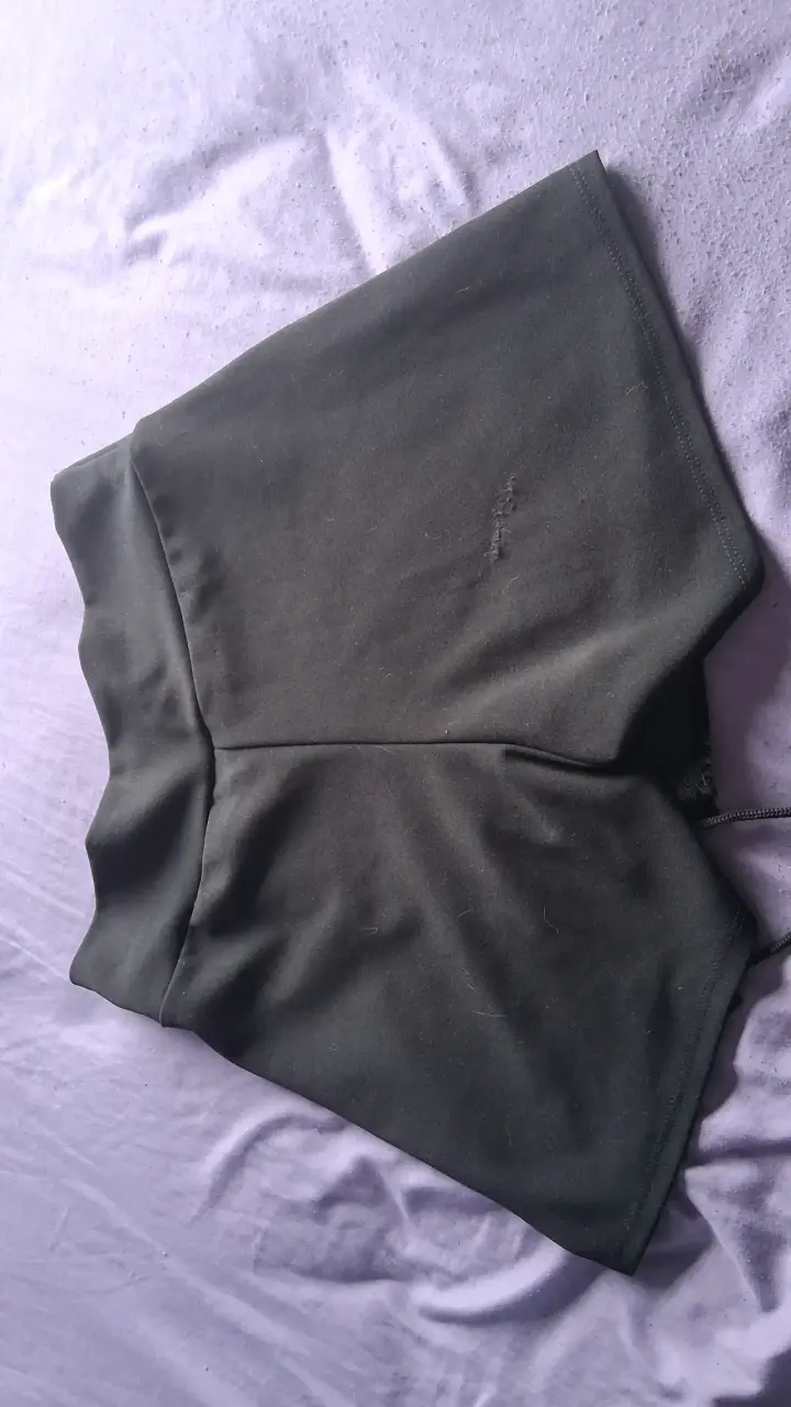 Mini falda short terciopelo negro - 2