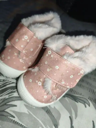 Botines primero pasos rosados marca Ficcus 20 - miniatura 2