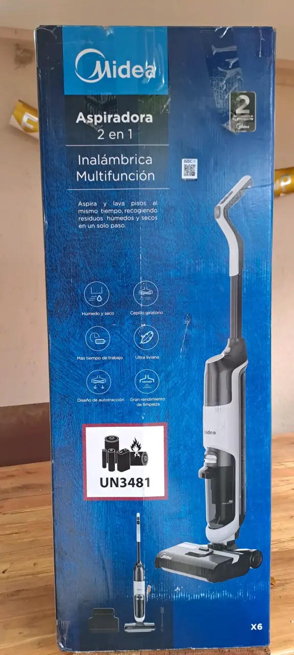 Aspiradora Midea 2 en 1 nueva