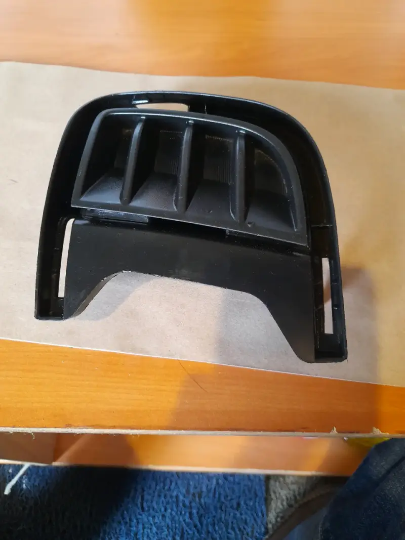 Rejilla de parachoque trasero subaru legacy 2007 - 3