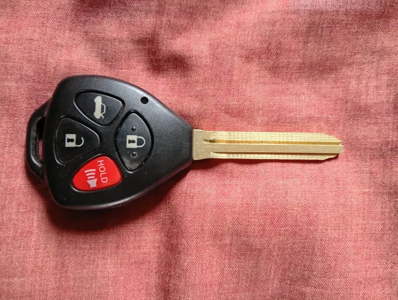 Llave control remoto para auto carcasa - 5