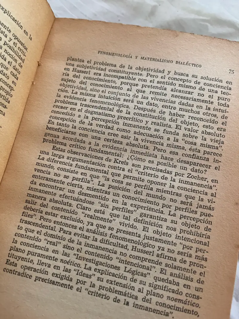 Libro Fenomenología y Materialismo - 4