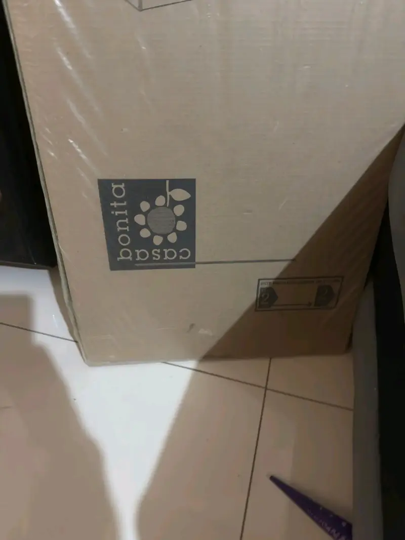 Armario de madera nuevo - 4