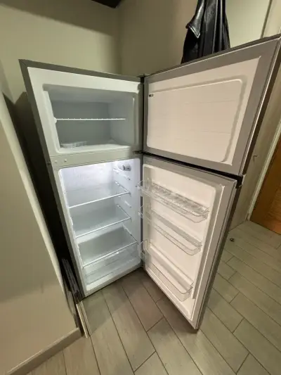 Refrigerador Midea - miniatura 2
