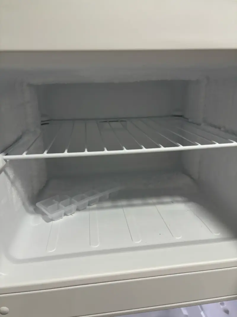 Refrigerador Midea - 3