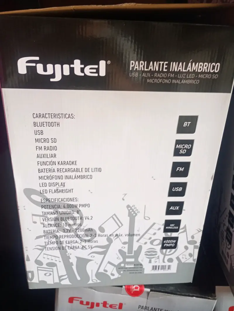 Parlante inalámbrico Fujitel con micrófono - 3