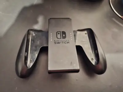 Nintendo Switch con accesorios (usada) - miniatura 5