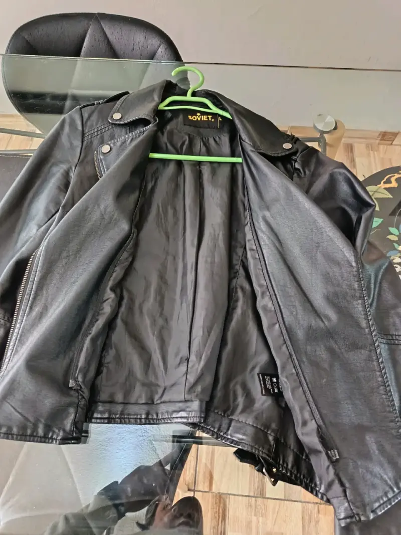 Chaqueta de cuero negra - 3