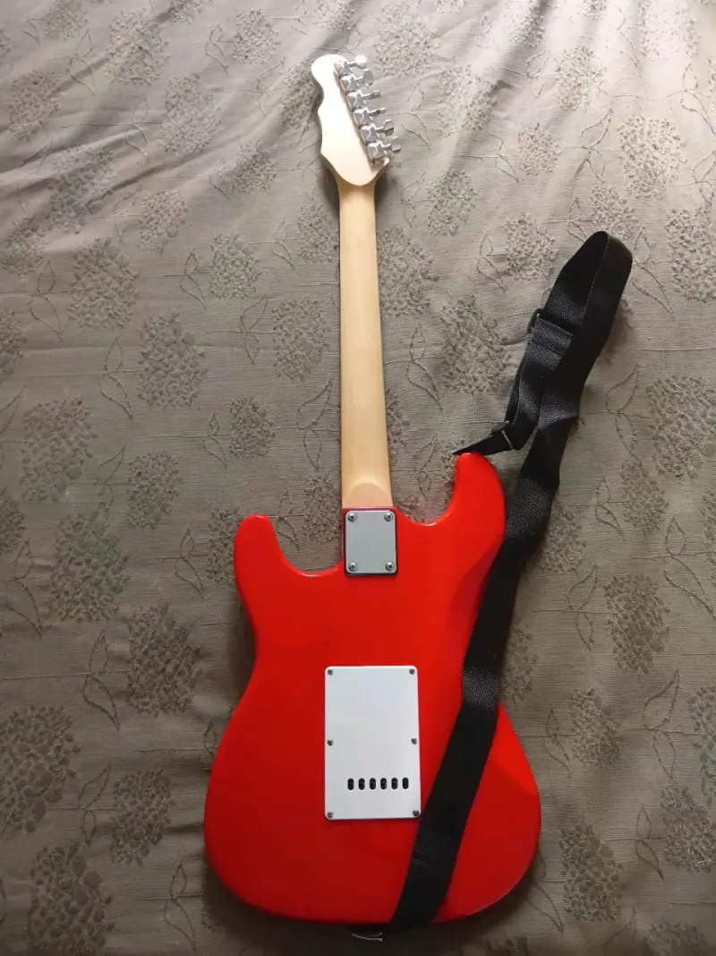 Guitarra eléctrica roja con correa - 2