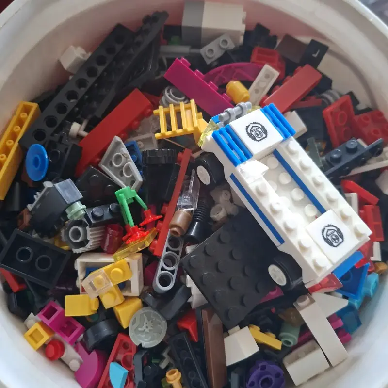 Lote de piezas LEGO mixtas - 1