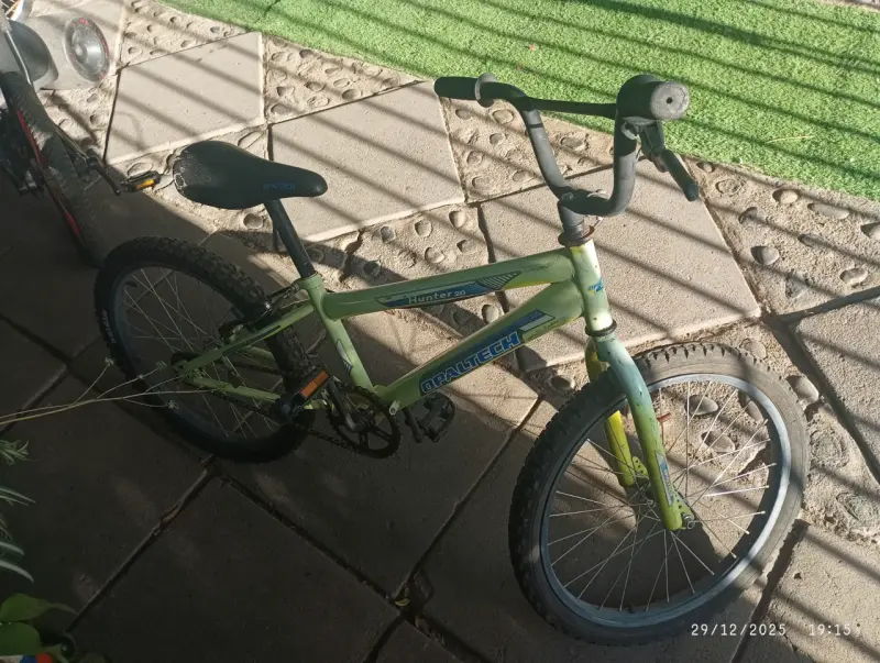 Bicicleta infantil amarilla Opaltech - 3