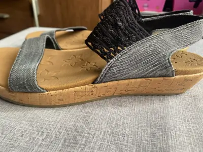 Sandalias Skechers - miniatura 2