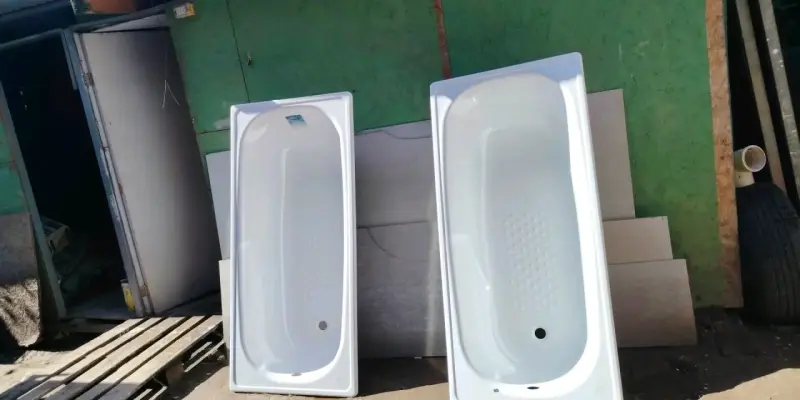 Tina de baño blanca