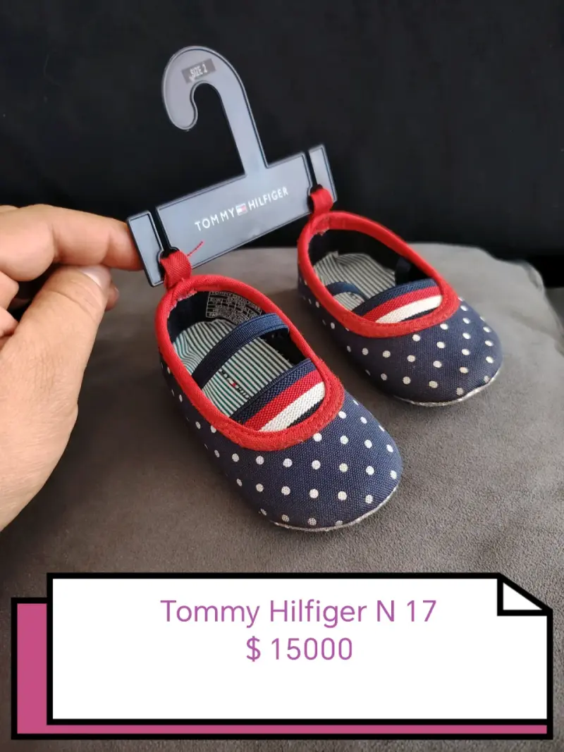 Zapatos bebé Tommy Hilfiger y otros - 1