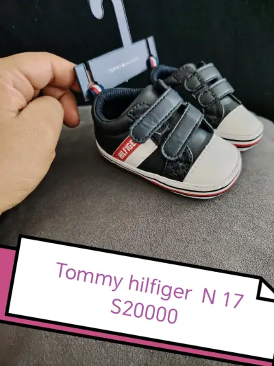 Zapatos bebé Tommy Hilfiger y otros - miniatura 2