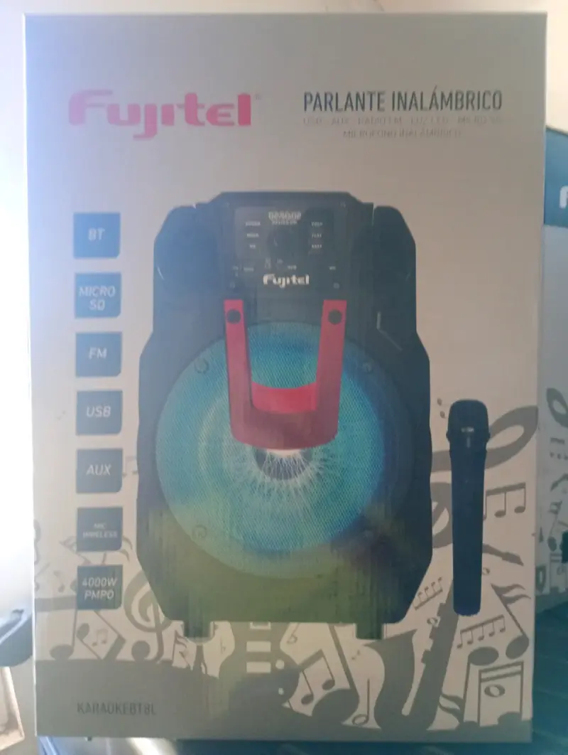 Parlante inalámbrico Fujitel