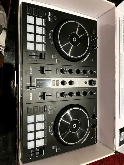Controlador DJ Hercules Inpulse 300 MK2 - miniatura 2