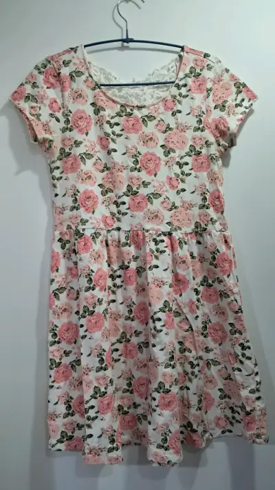 Vestido floral casual - miniatura 1