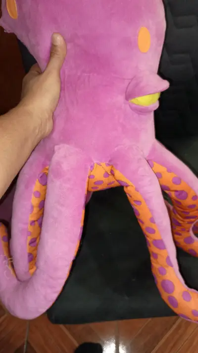 Pulpo de peluche morado - miniatura 2