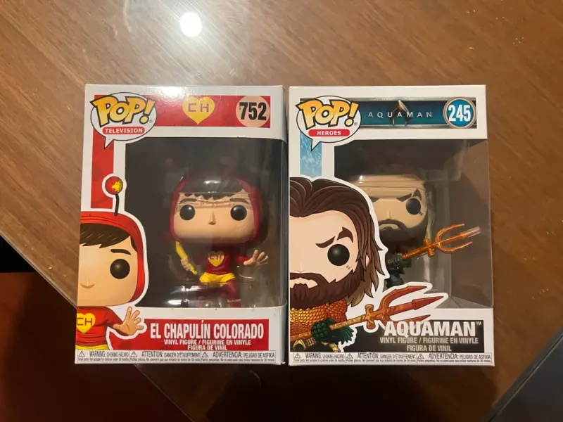 Funko Pop El Chapulín y Aquaman