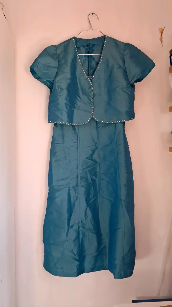 Vestido turquesa de tirantes - 2