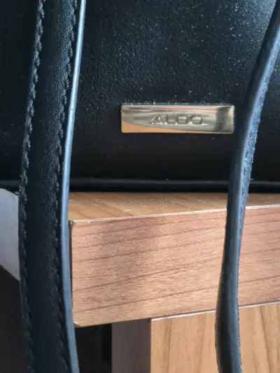 Mini mochila negra elegante - miniatura 3
