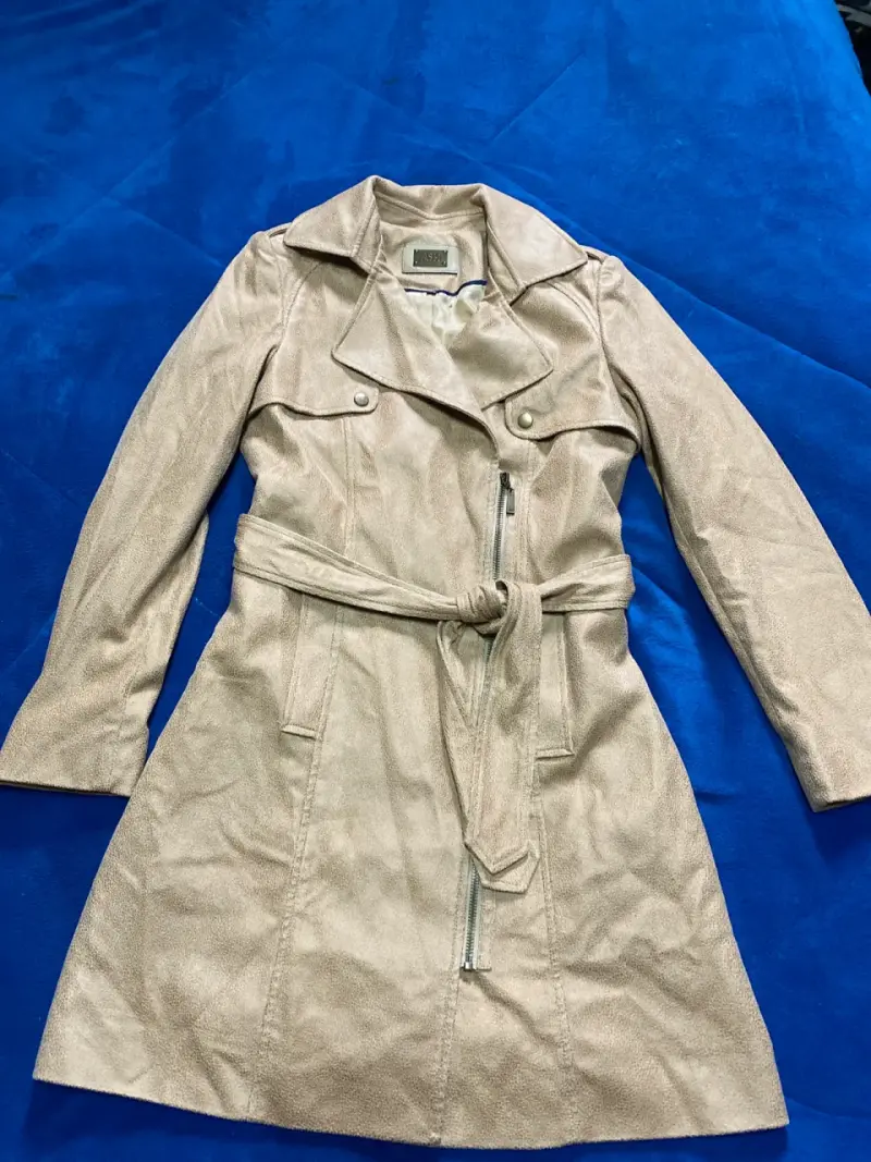 Abrigo Marca Ash beige con cinturón - 1