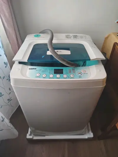 Lavadora LG TurboDrum 7.5 kg - miniatura 1