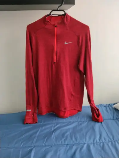 Polerón deportivo rojo Nike - miniatura 1