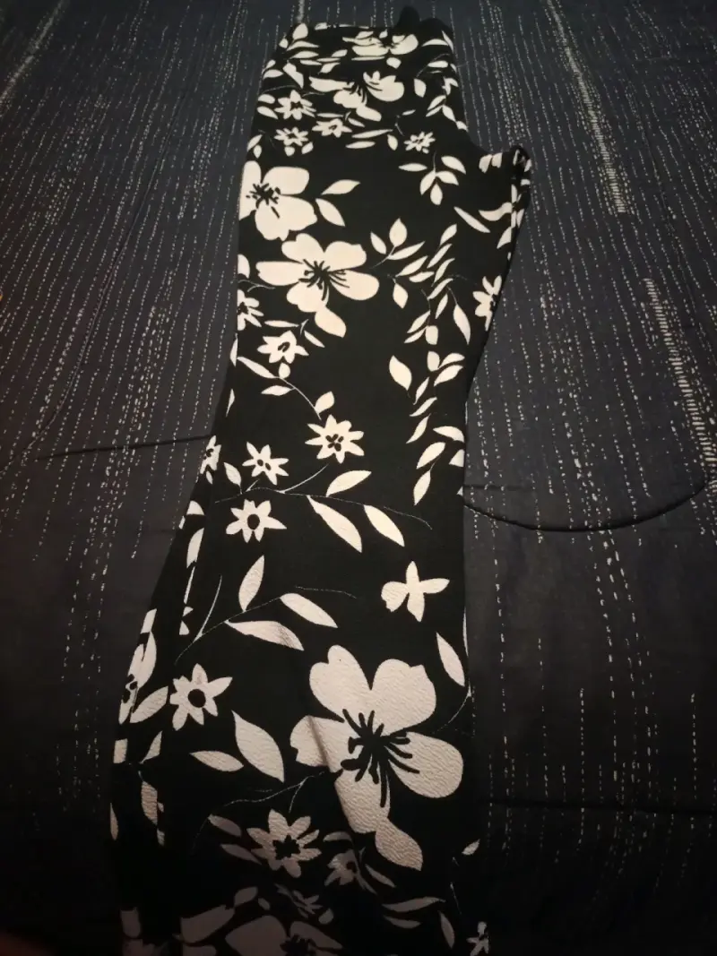 Pantalones amarillos y negros excelente calidad - 2