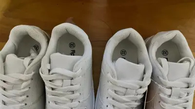 Lote zapatillas blancas niño/a - miniatura 3