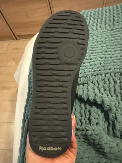 Zapatillas negras Reebok clásicas - miniatura 3