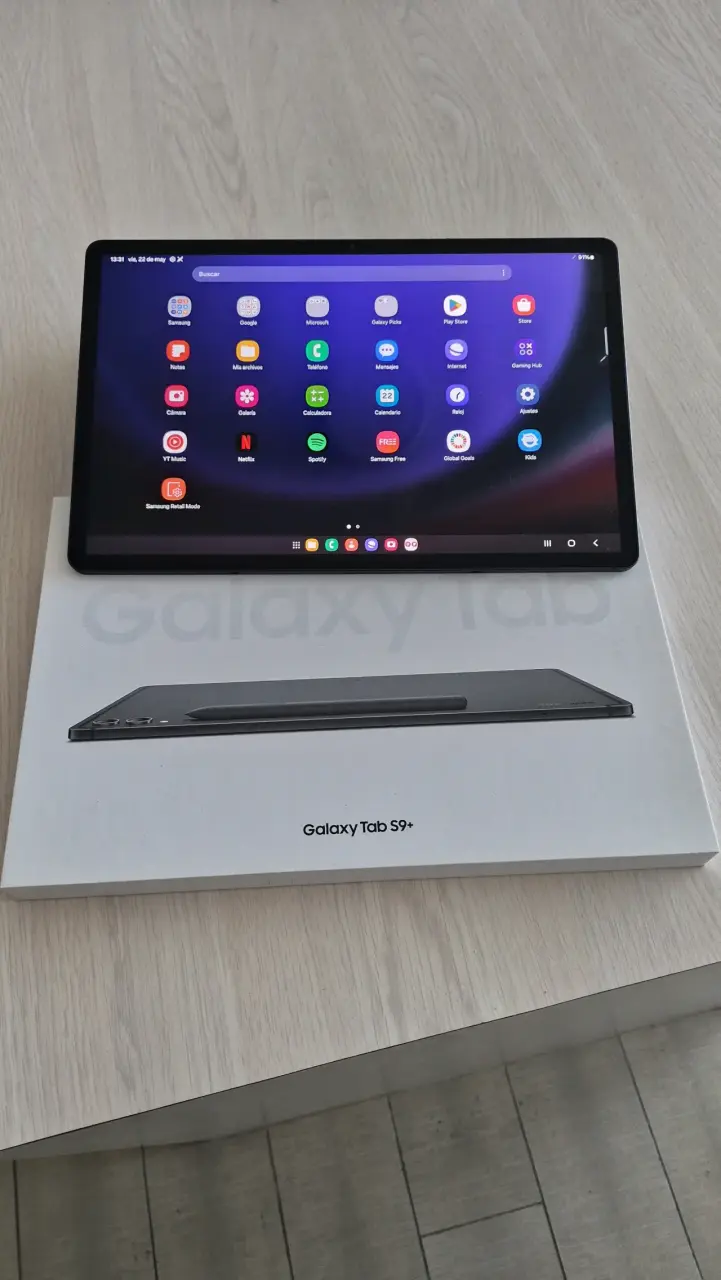 Galaxy Tab S9+ con caja y lapiz