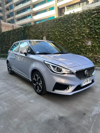 Auto MG 3 2024 15.220 km - miniatura 1