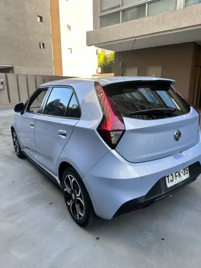Auto MG 3 2024 15.220 km - miniatura 5