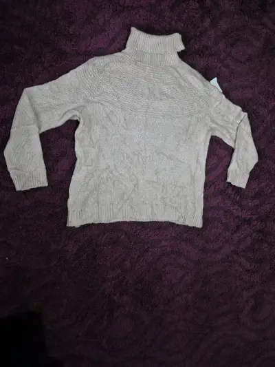 Suéter cuello alto beige - miniatura 1