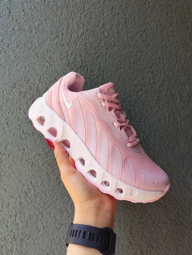 Zapatillas rosadas deportivas - 3