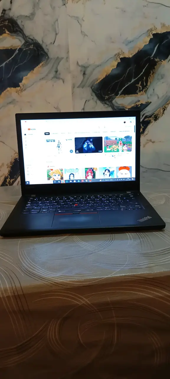 Notebook Lenovo ThinkPad T460 usado cómo nuevo - 2